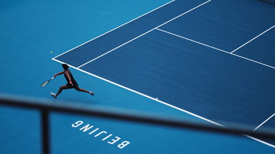 Picture of a tennis player